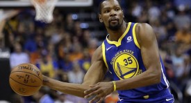 NBA雄鹿队字母哥道歉并学习甜瓜，计划打造双超巨阵容冲击总冠军